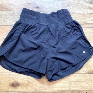 Vitality (Balance Athletica) Black Breeze Shorts XS